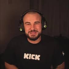 Szymool Kasyno Online – Gdzie i w jakie gry wideo gra streamer?